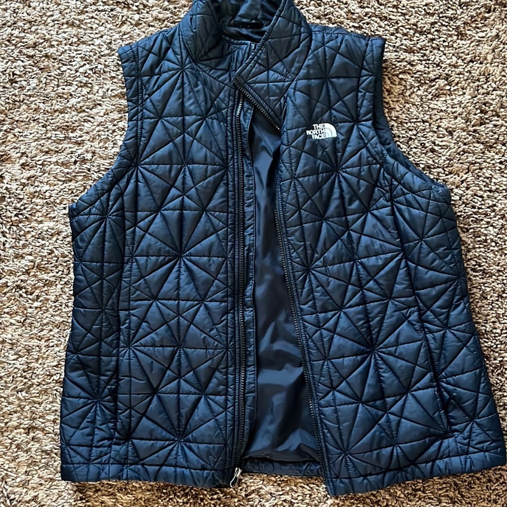 Women’s XL The North Face vest